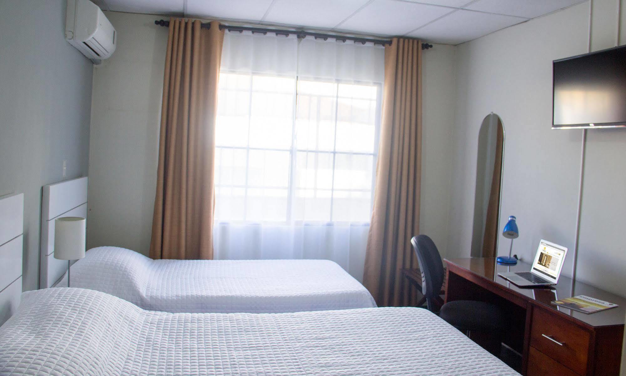 Maria Jose Suites San Salvador Exteriör bild