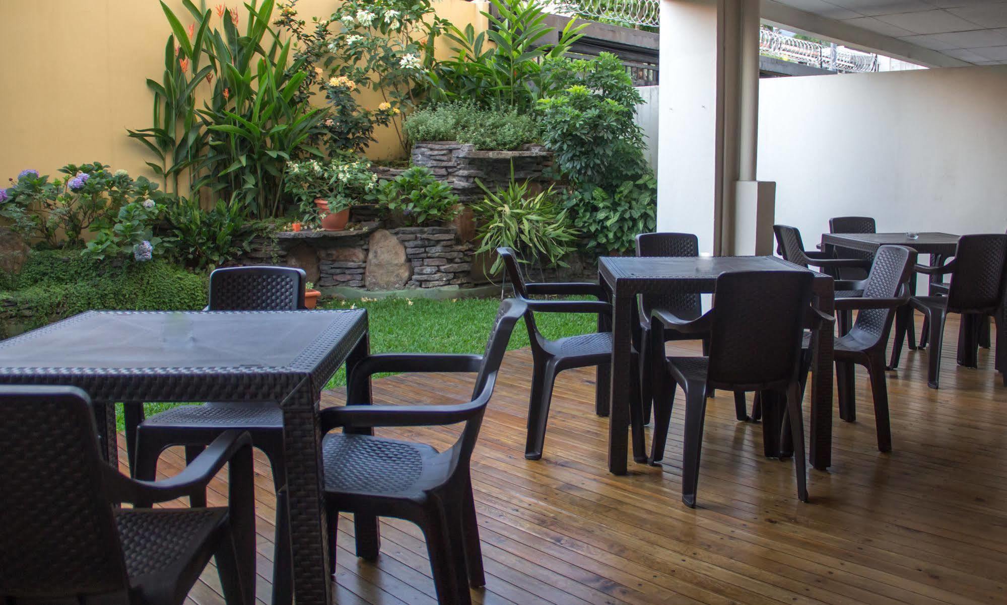 Maria Jose Suites San Salvador Exteriör bild