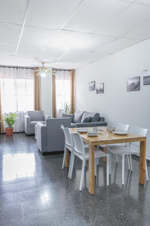 Maria Jose Suites San Salvador Exteriör bild